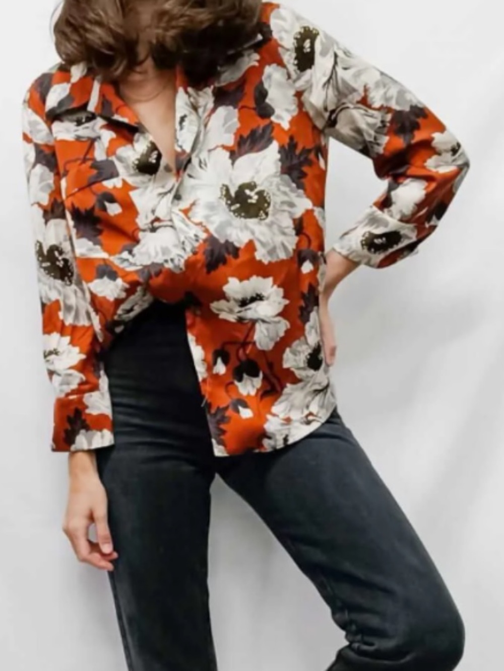 Zara Orange Floral Button-Up Blouse satin size S